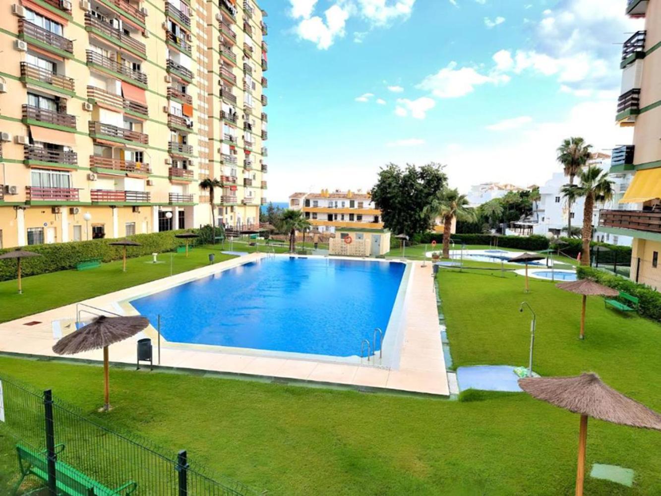 Las Naciones Studio Apartment Benalmádena Exterior photo